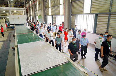 &ldquo;生態(tài)新材 創(chuàng)領(lǐng)未來(lái)-東鵬湖口超級(jí)工廠環(huán)保行&rdquo;活動(dòng)圓滿(mǎn)收官